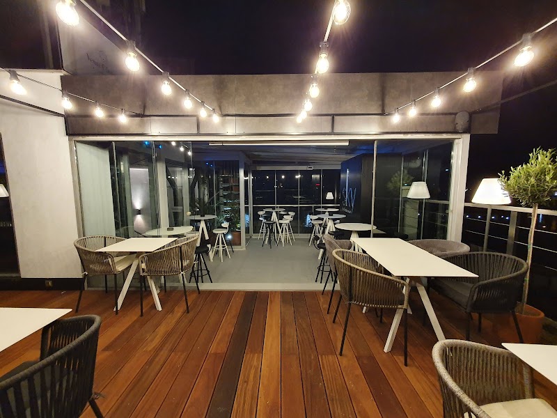 Sky Bar & Lounge