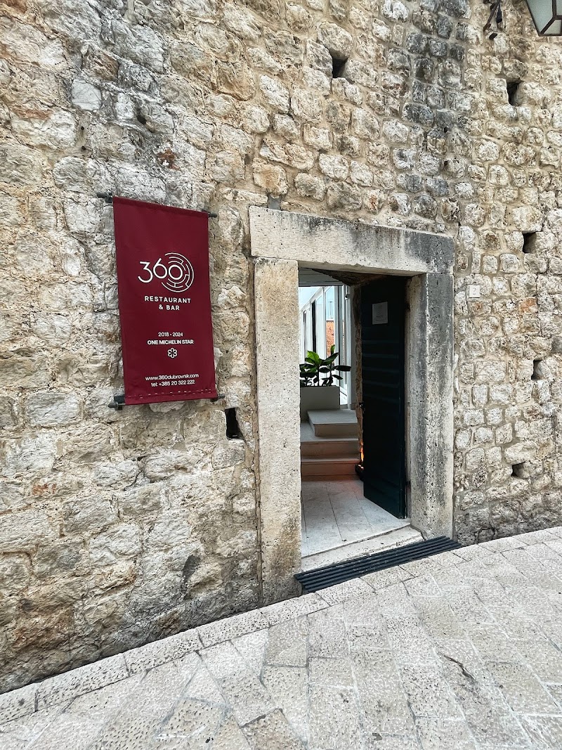 Restaurant 360