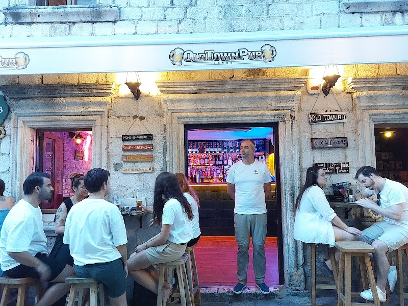 Porto Pub