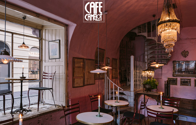 Cafe Camelot